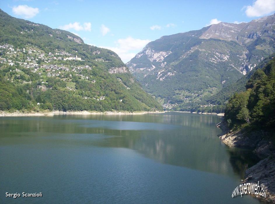04 Lago artificiale.jpg